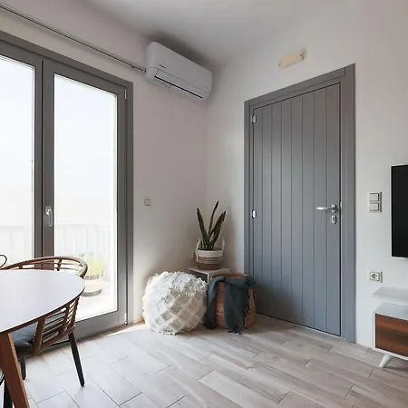 Sea La Vie - 1 Bedroom Apartment